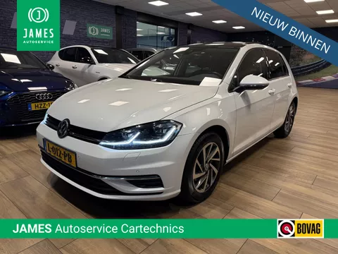 Volkswagen Golf 1.5 TSI Highline Business AIR DYNAUDIO |NAVI|CARPLAY|PANORAMADAK