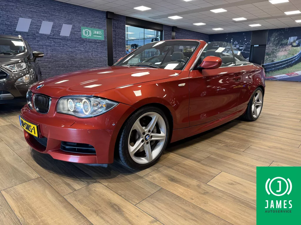 BMW 1-serie Cabrio 135i High Executive | LCI | Harman/Kardon / Sportstoelen / Stoel/Stuur verwarming |