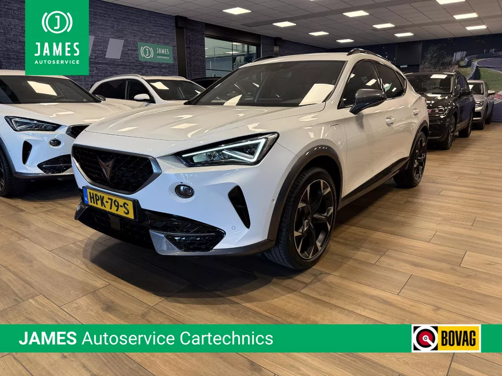 CUPRA Formentor 1.4 e-Hybrid VZ Black Edition 245PK|Apple Carplay|NAVI