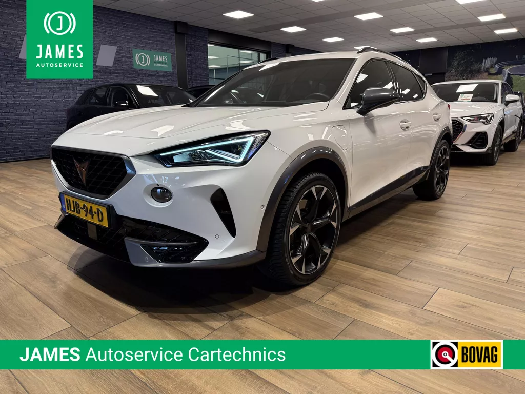 CUPRA Formentor 1.4 e-Hybrid VZ Black Edition 245PK|Apple Carplay|NAVI